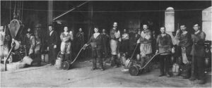 تصویر شماره 1. کارگران کارخانه فولاد میدویل